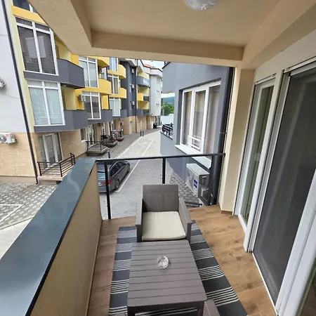 Apartment Kostic 2 *